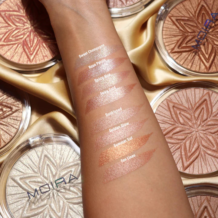 MOIRA | Sun Glow Face & Body Highlighter Sweet Champagne