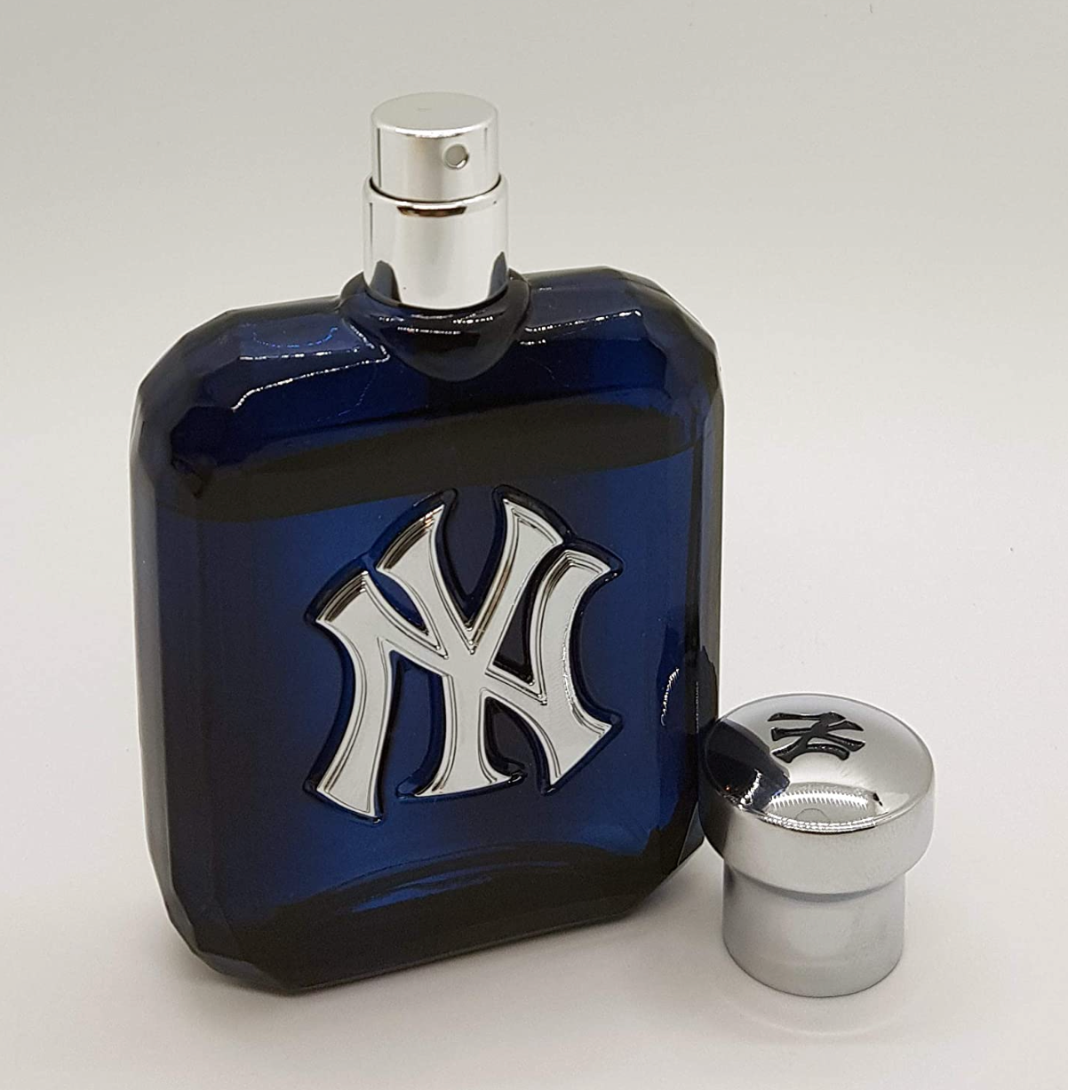 Perfume New York Yankees