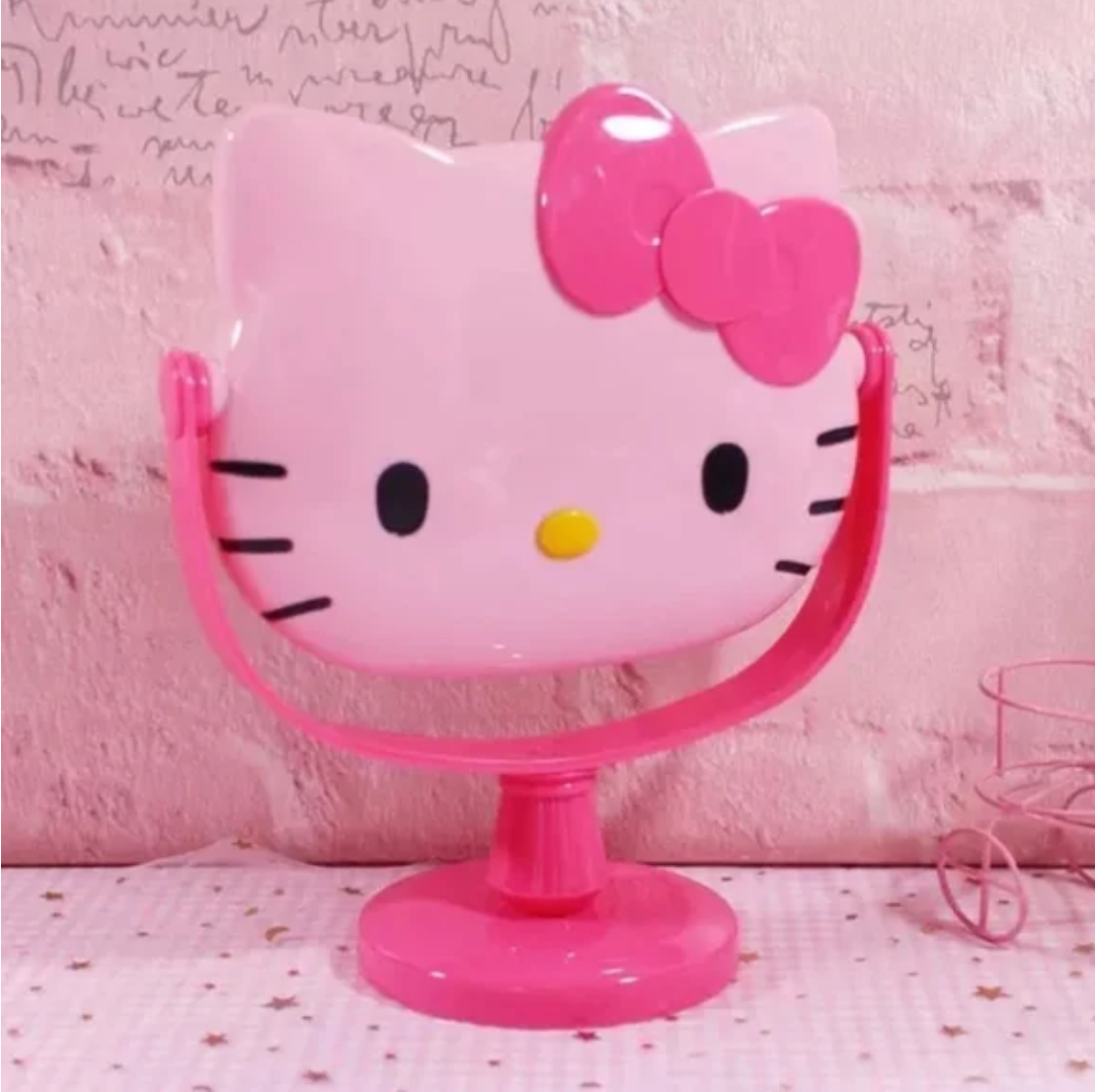 HELLO KITTY STAND UP PINK MIRROR